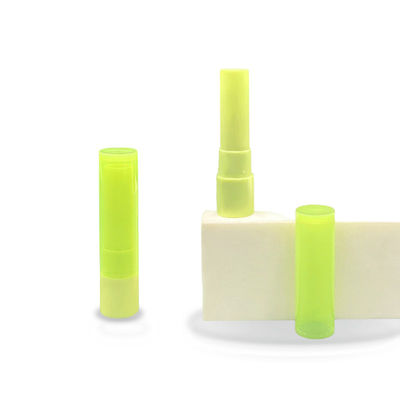 Twist Up Closure PP Green Lip Balm Tubes Refillable Lip Balm Tube 5g
